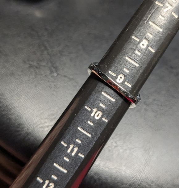 Ladies Unique Two-Tone Split Band CZ Solitaire (9.25) - Picture 9 of 15